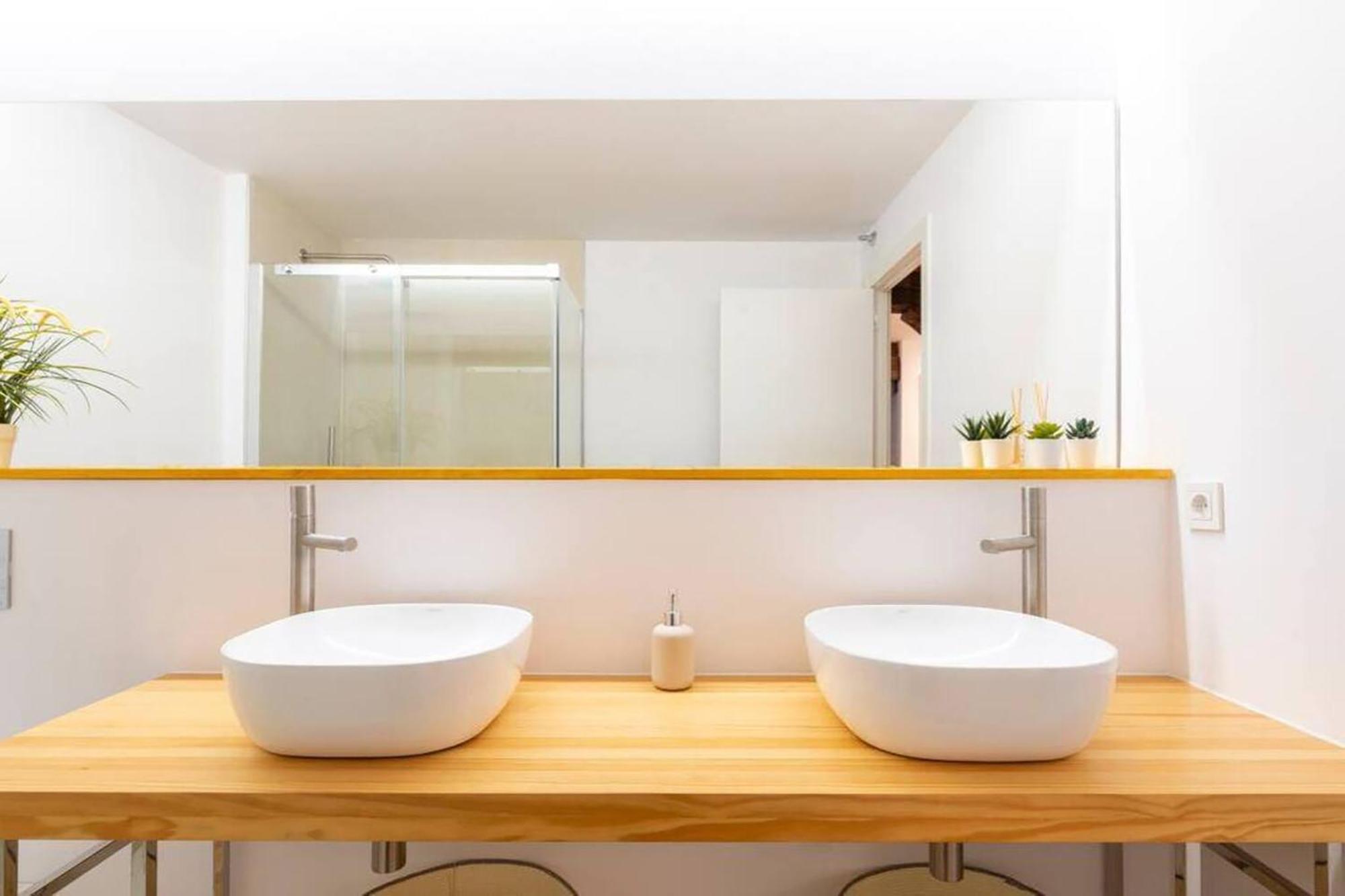 Appartement Piso Moderno En El Centro Detras Del Edificio Banco Santander